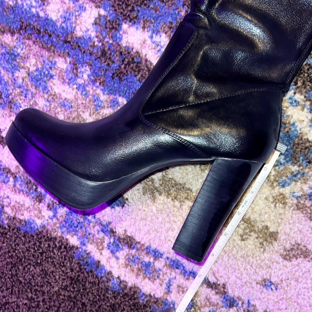 NEW Nomi ๐ Tall Boots - 8 - Picture 6 of 7